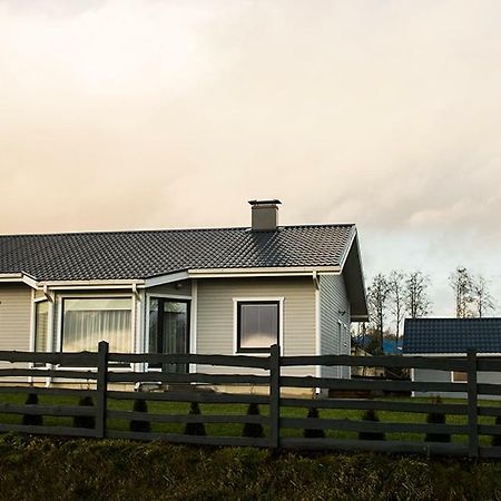 Estate Holiday Home Kuldiga Exterior photo